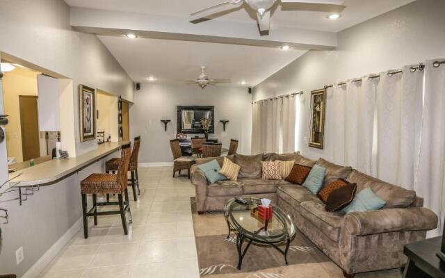 5535 Avenida Pescadora