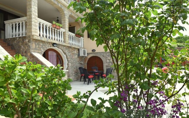 Apartment Ivica