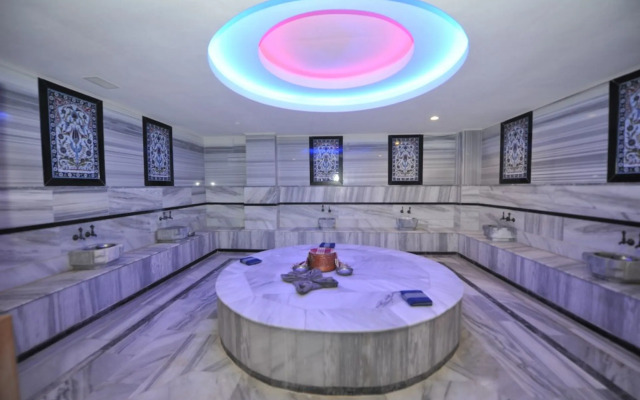 Asrin Beach Hotel