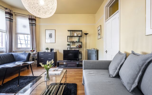 Lovely Alexandra House Retreat - JAN