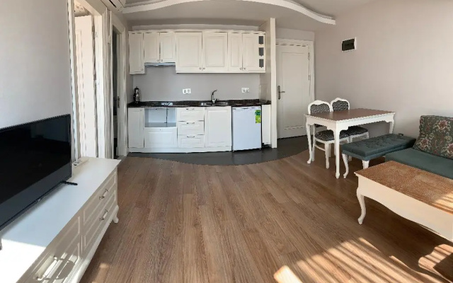 Define Beach Suites