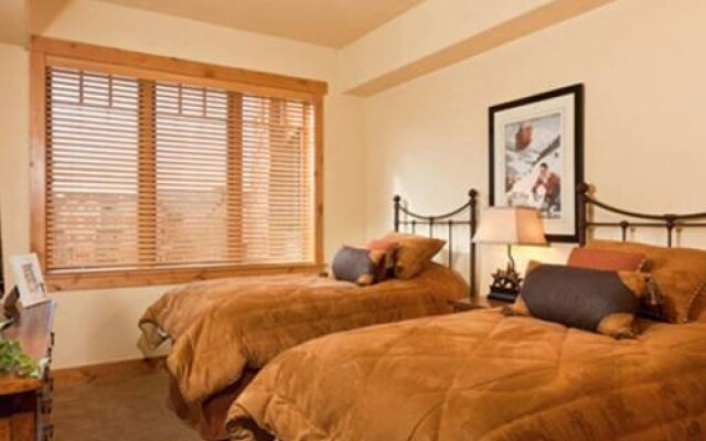 Bear Lodge