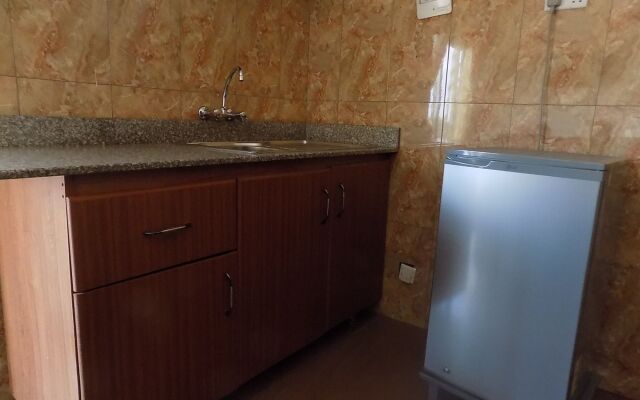 Olina Hotel and Apartments