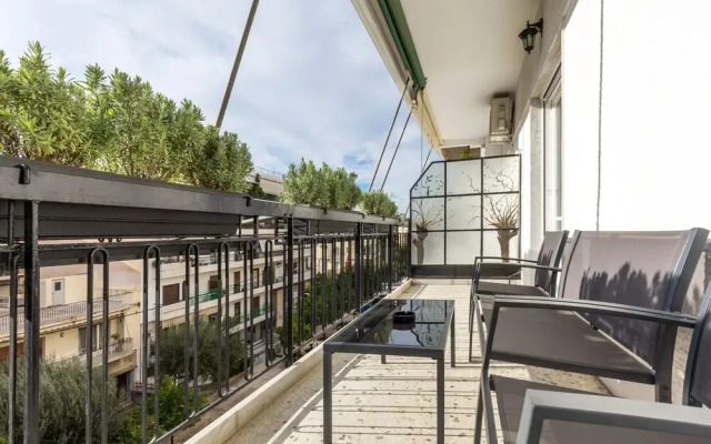 110m² homm Renovated Penthouse in Athens 3bd