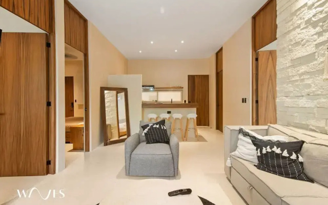 Spacious 3 Br w Private Pool Exclusive Gym