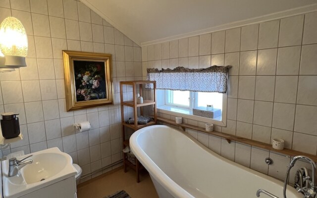 Chinova Mötesgård