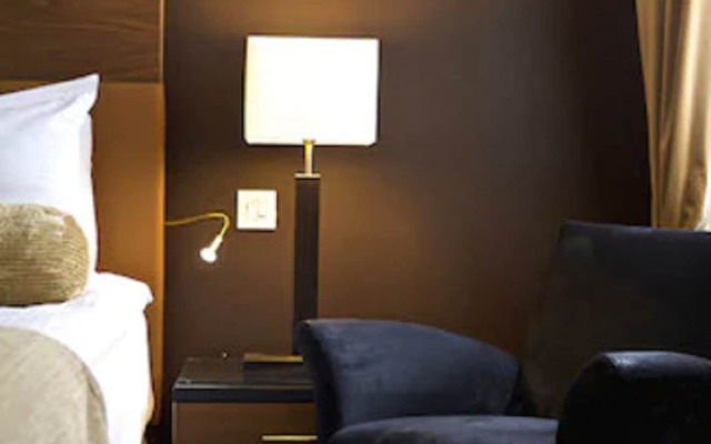 Parliament House Hotel
