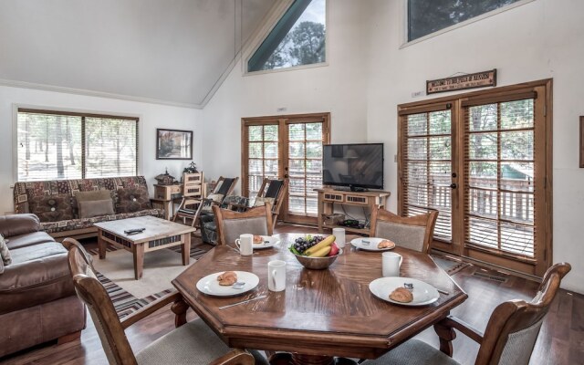 206 Coal Mountain - Three Bedroom Cabin