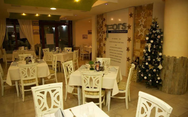Hotel & Restaurant Fors