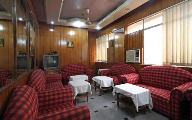 OYO 5047 Hotel President