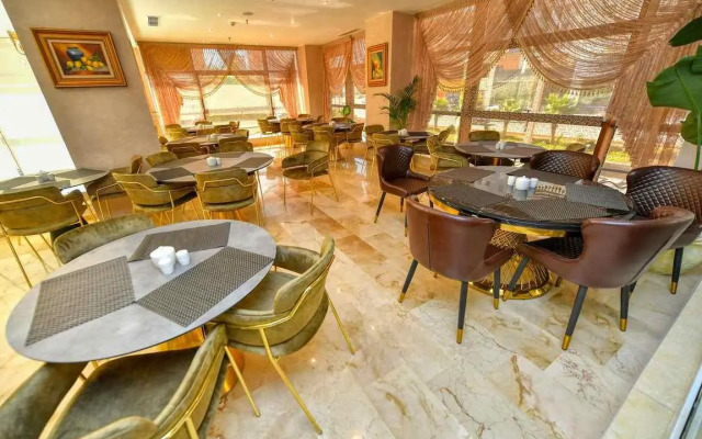 Mf Hotel Oran