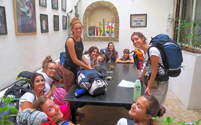 Essaouira Youth Hostel & Social Travel