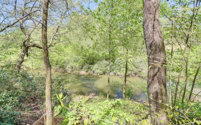 Pet-friendly Ellijay Vacation Rental w/ Hot Tub!