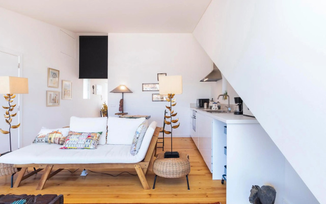 Lusitano Top Floor Apartment