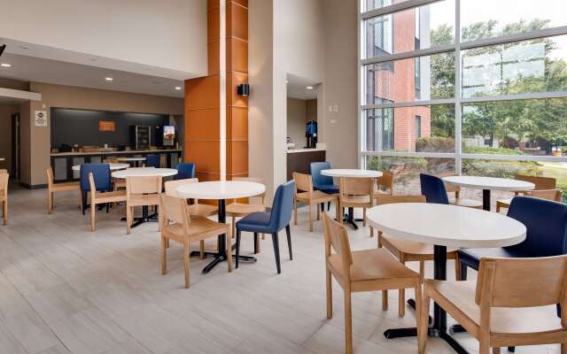 Best Western Plus Augusta North Inn & Suites