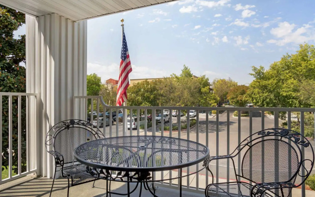 Best Western Clovis Cole