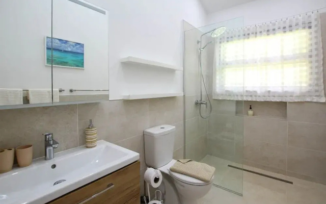 Secluded Beachfront Villa with Large Pool and Gardens - Fryers Well Bay by BSL Rentals