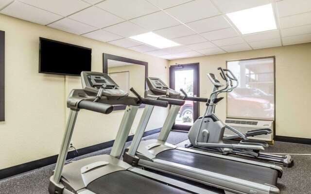 Quality Inn Mt. Pleasant - Charleston