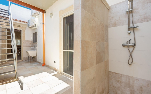 2775 Casa Biancomare by Barbarhouse