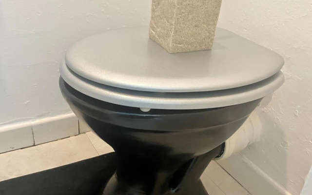 Black diamond condominium