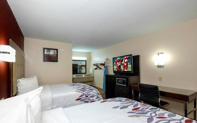 Red Roof Inn Columbus, MS