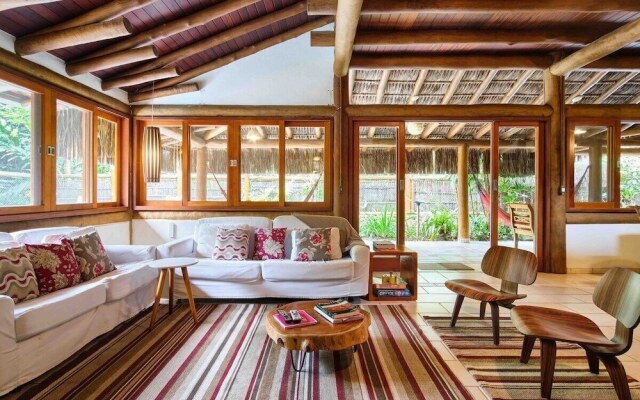 Praia de Itamambuca - Bali House