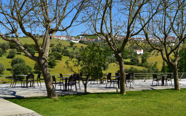 Pousada Convento de Arraiolos - Historic Hotel