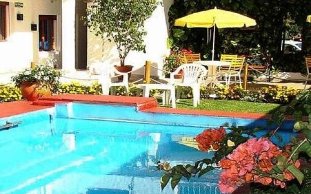Petit Hotel