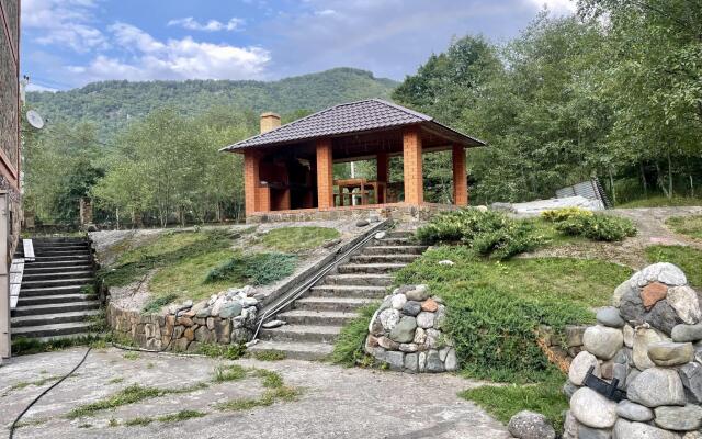 Zeleny Bereg Guest House