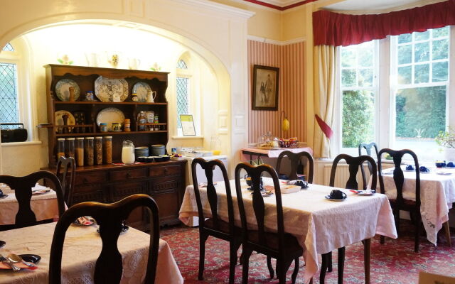 The Lawn Guest House