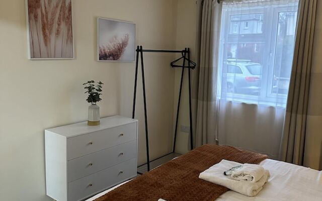 Charming 1-bed Apartment in Stroud
