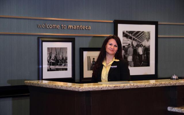 Hampton Inn & Suites Manteca