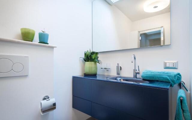 Como Design Apartment - byMyHomeinComo