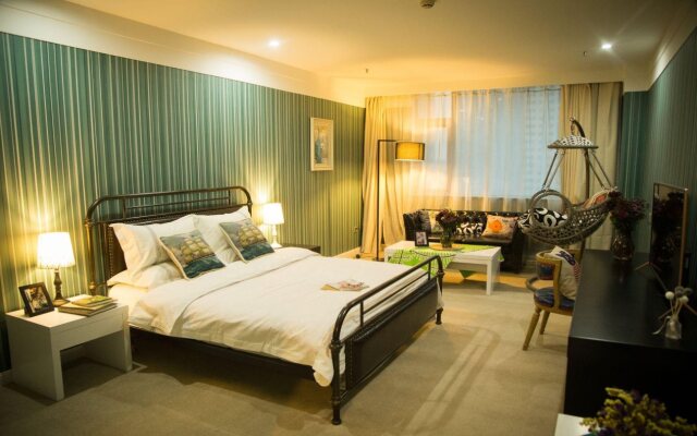 Yilu Gangwan Hotel