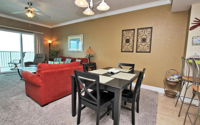 Crystal Shores West 207