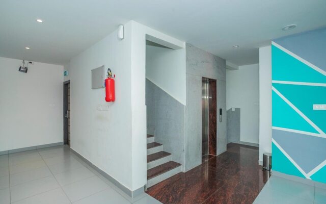Capital O 36137 Vihaari 24 Business Hotel