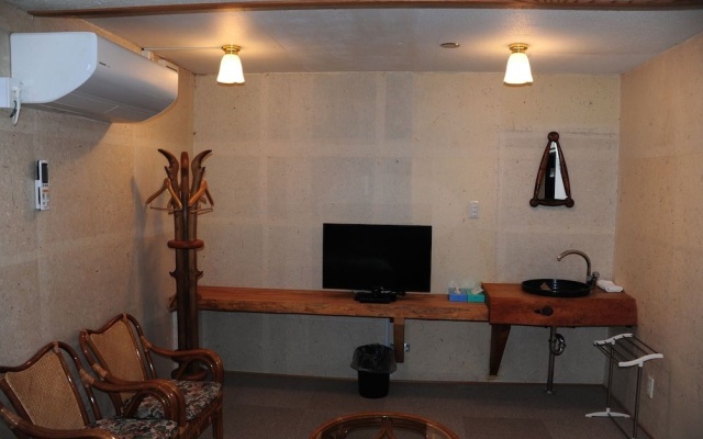 Oyado Raku – Guest Rooms – Takayama
