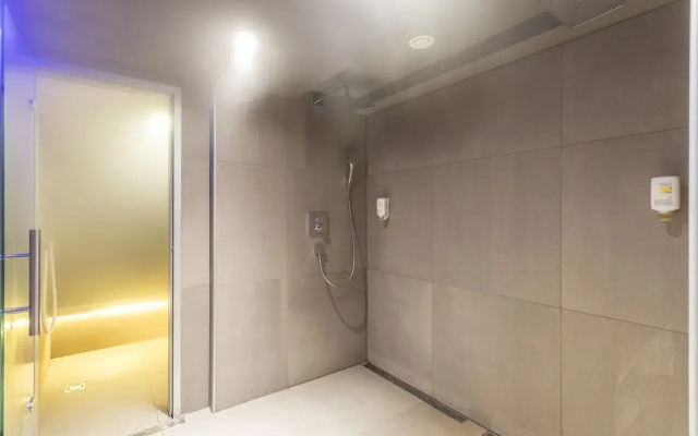 Cornaro Hotel