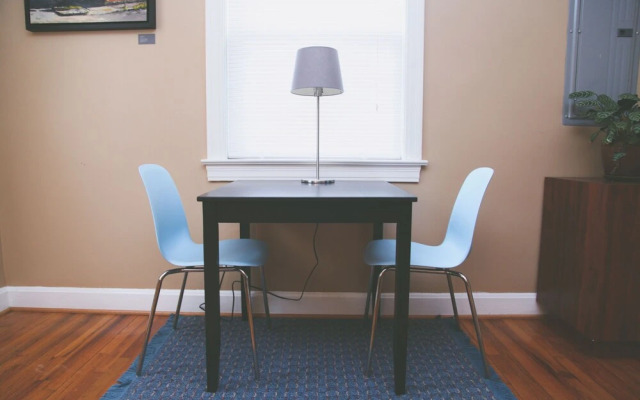 Woodbine Charmer 12 min to Downtown Nashville!