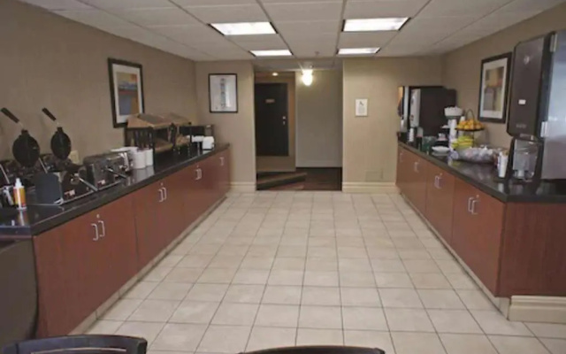 Days Inn By Wyndham Wayne