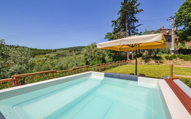 Stunning Home in Arezzo With 5 Bedrooms, Jacuzzi and Wifi