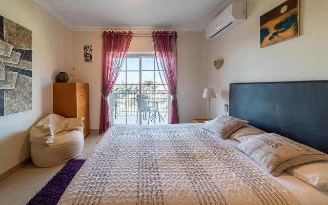 Lily Fabulous 1 BED APT With Roof Terrace Pool