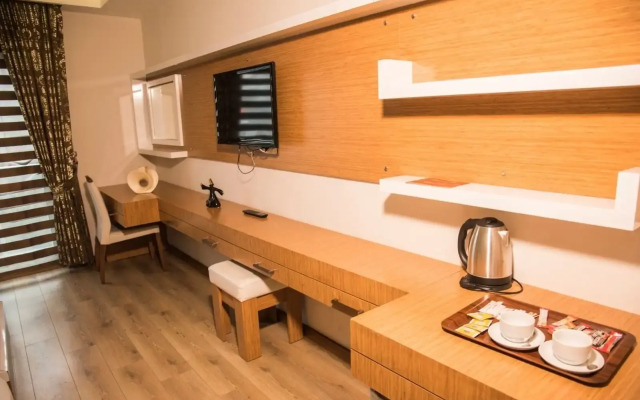 Cebeciler Otel