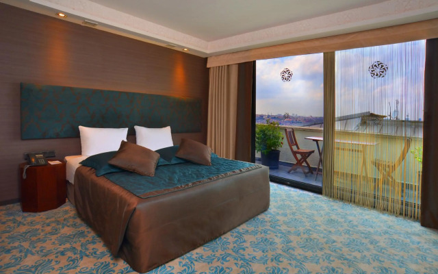 Pera Tulip Hotel & SPA