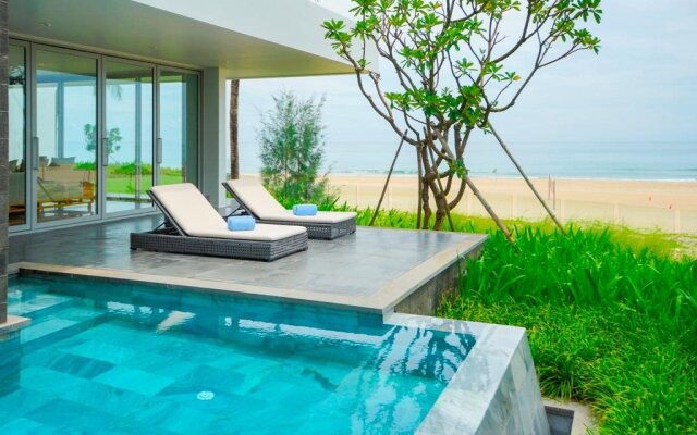 IDC White House Ocean Villa Da Nang
