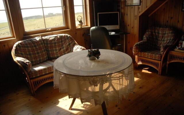 Westrow Lodge Bed & Breakfast