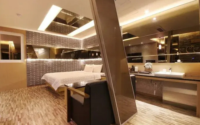 Gyeongju Bomun CL Hotel