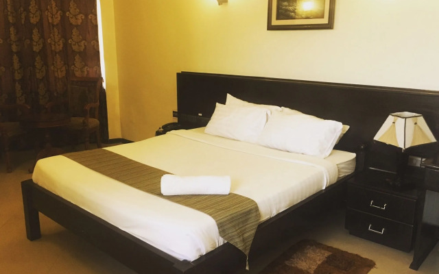 Hotel Sapphire