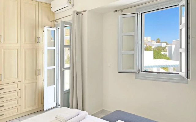 Cozy Cycladic Beach House - Persefoni