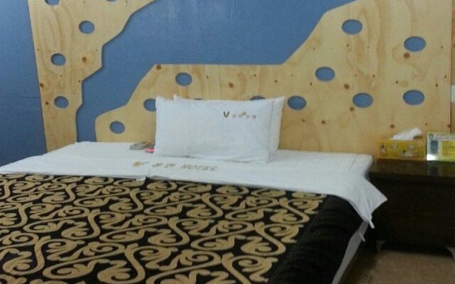 Goodstay V Spa Motel